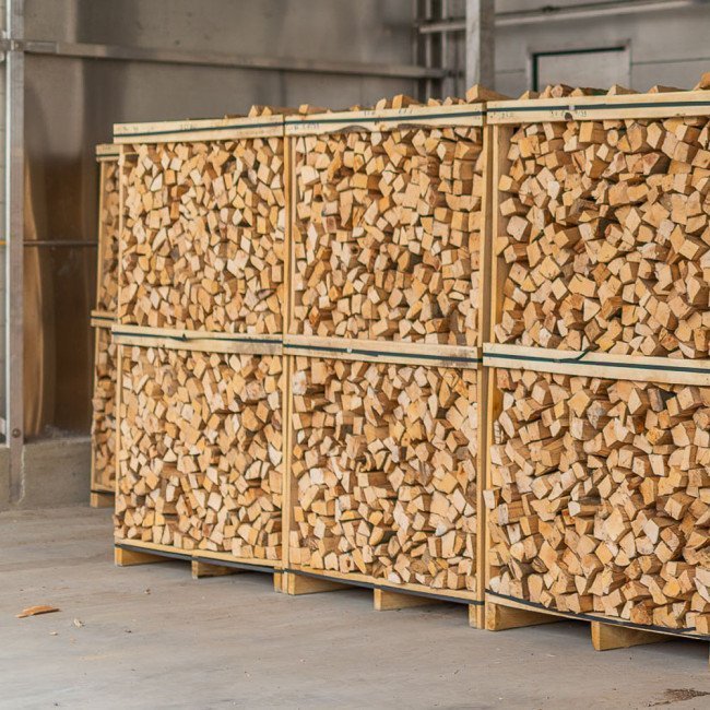 Bois de chauffage hêtre 2,5 cubes 33cm séché au four palette BIESSEHOLZDE

